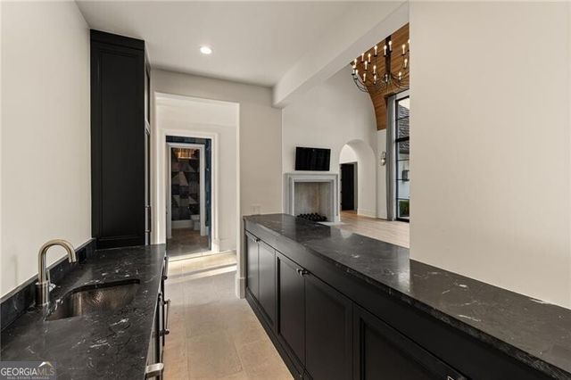 3517 Knollwood Drive NW, Atlanta, GA 30305
