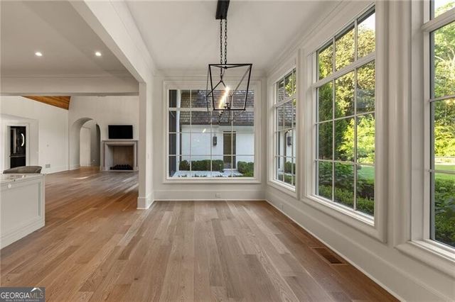 3517 Knollwood Drive NW, Atlanta, GA 30305
