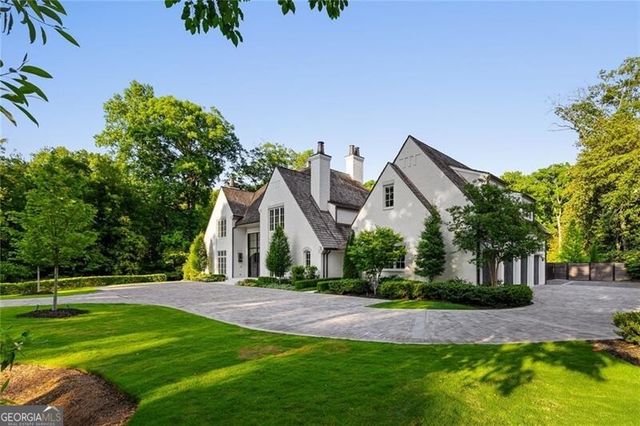 3517 Knollwood Drive NW, Atlanta, GA 30305