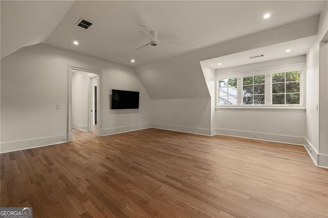 3517 Knollwood Drive NW, Atlanta, GA 30305