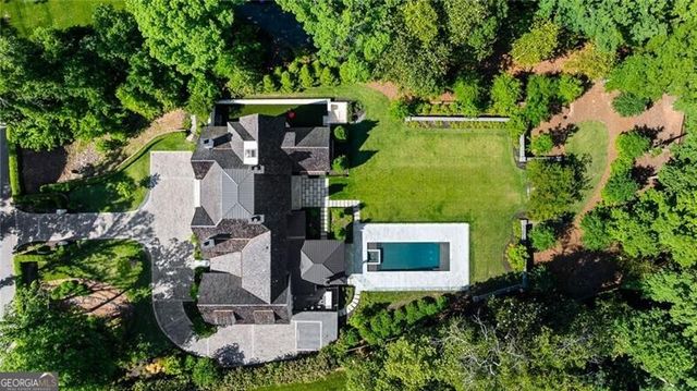 3517 Knollwood Drive NW, Atlanta, GA 30305