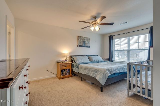 1049 Hammett Rd Road, 2, Johnson City, TN 37615
