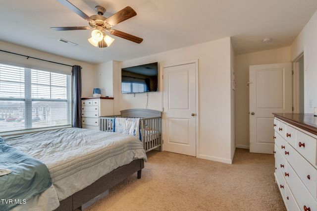 1049 Hammett Rd Road, 2, Johnson City, TN 37615