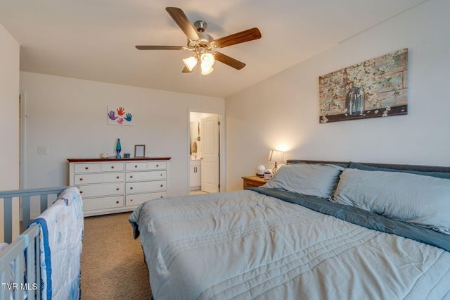 1049 Hammett Rd Road, 2, Johnson City, TN 37615