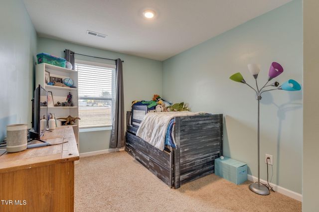 1049 Hammett Rd Road, 2, Johnson City, TN 37615