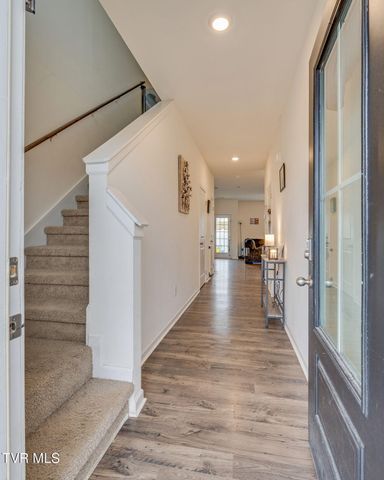 1049 Hammett Rd Road, 2, Johnson City, TN 37615