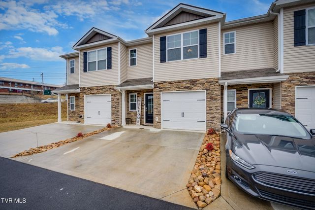 1049 Hammett Rd Road, 2, Johnson City, TN 37615