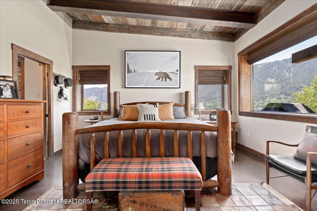 1023 BUDGE Drive, Jackson, WY 83001 photo 12