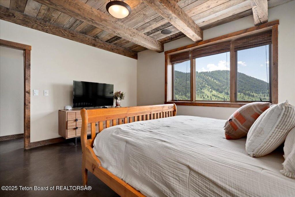 1023 BUDGE Drive, Jackson, WY 83001 photo 28