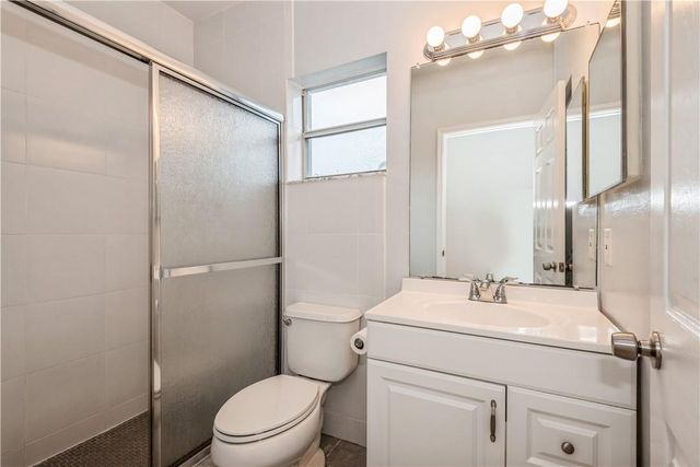 16135 Emerald Cove Road, Weston, FL 33331
