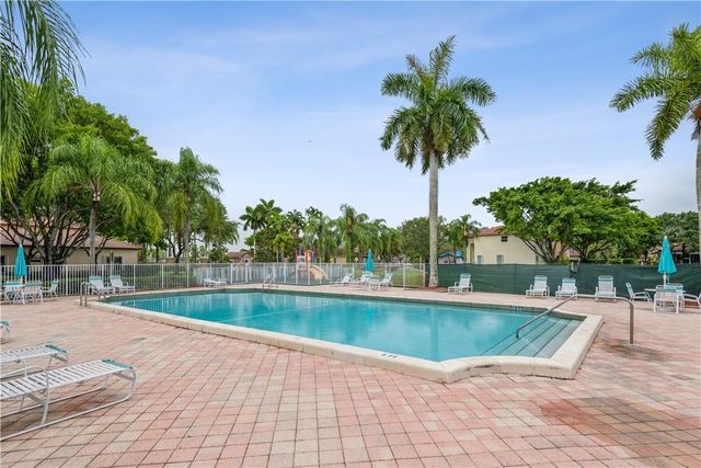 16135 Emerald Cove Road, Weston, FL 33331