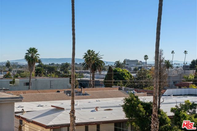 1214 14th Street 204, Santa Monica, CA 90404