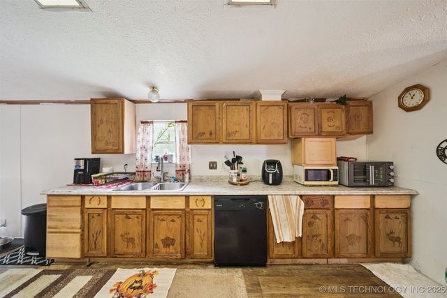 19282 S 4230 Road, Claremore, OK 74019