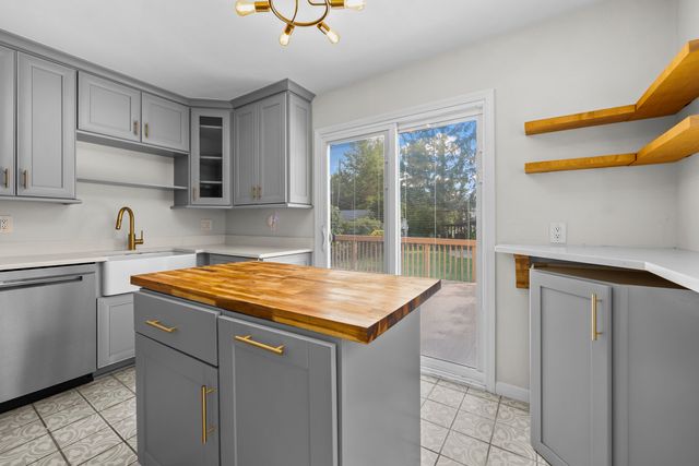 3106 N Connecticut Avenue, Royal Oak, MI 48073