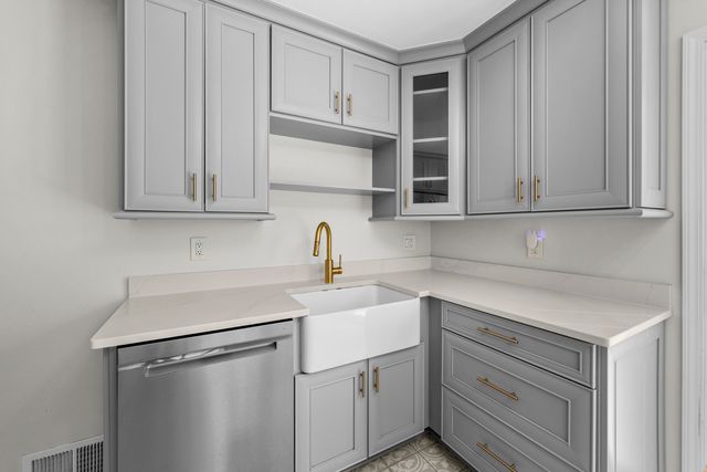3106 N Connecticut Avenue, Royal Oak, MI 48073