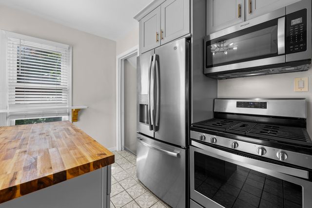 3106 N Connecticut Avenue, Royal Oak, MI 48073