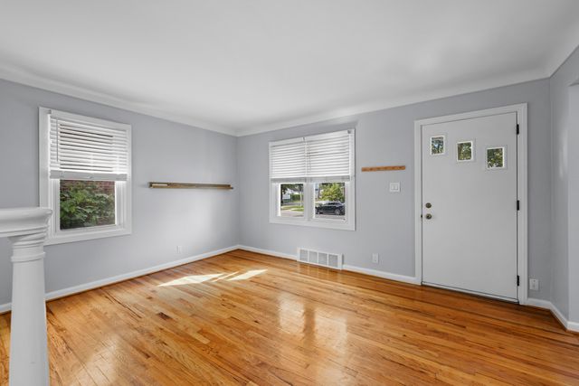 3106 N Connecticut Avenue, Royal Oak, MI 48073