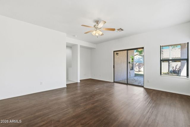 2852 E DEVON Court, Gilbert, AZ 85296