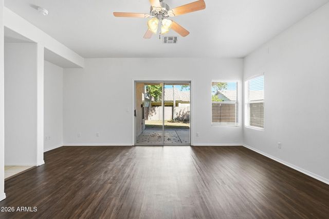 2852 E DEVON Court, Gilbert, AZ 85296