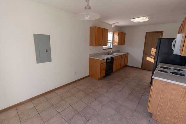 1602 TYPHOON DR, Columbia, MO 65202