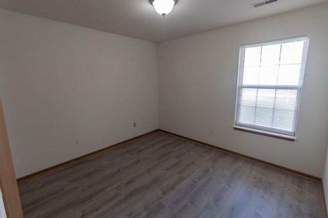 1602 TYPHOON DR, Columbia, MO 65202