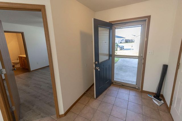 1602 TYPHOON DR, Columbia, MO 65202