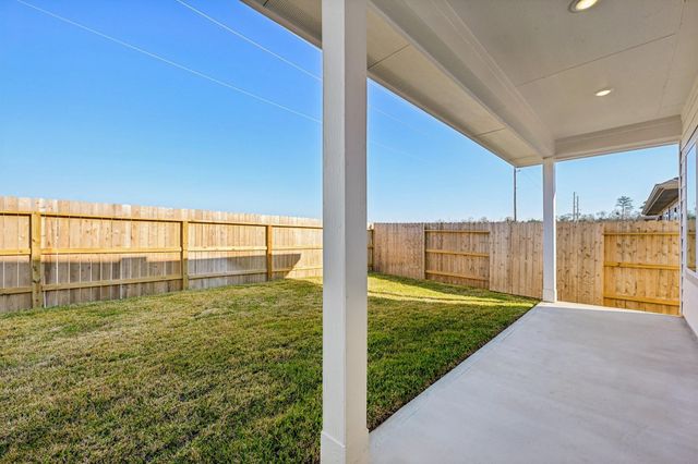 18475 Landing Meadows Lane, New Caney, TX 77357