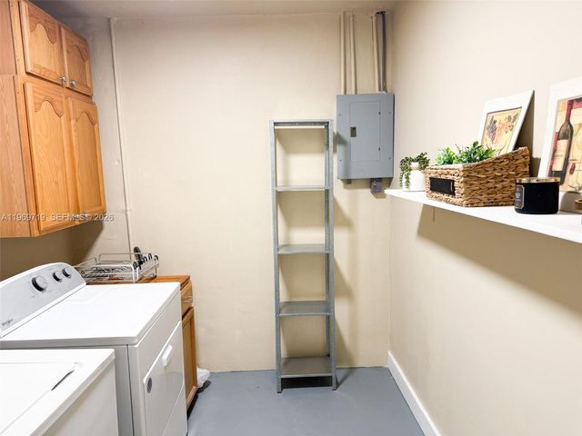 7040 NW 24th St 7040, Sunrise, FL 33313