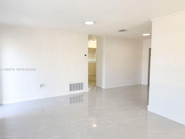 7040 NW 24th St 7040, Sunrise, FL 33313