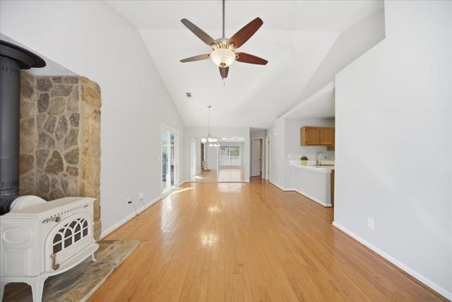 1954 Brittania Circle, Woodstock, GA 30188