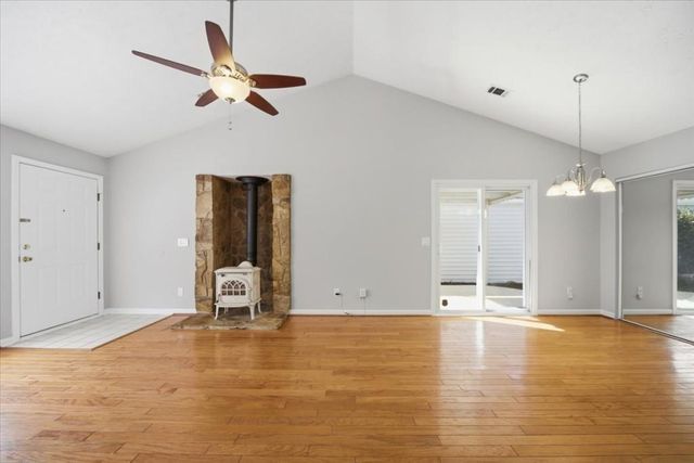 1954 Brittania Circle, Woodstock, GA 30188