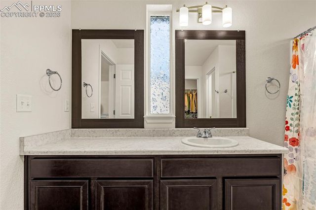 5864 Thurless Lane, Colorado Springs, CO 80927