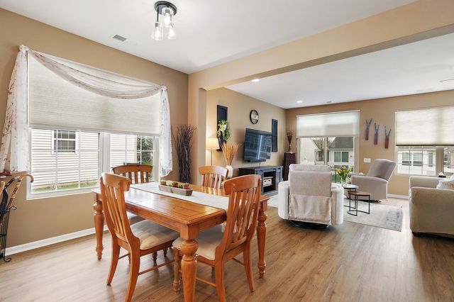 14265 Flagstaff Court, Huntley, IL 60142