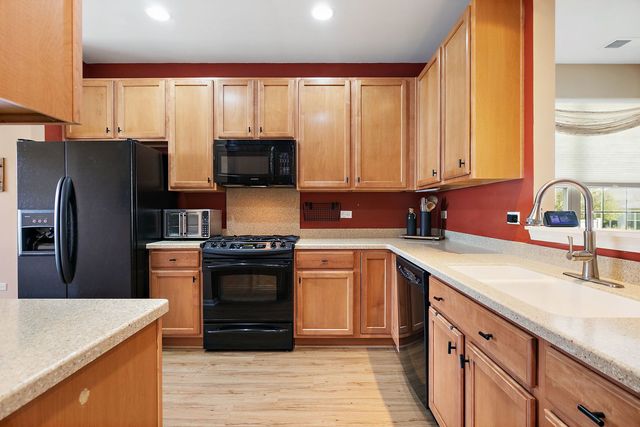 14265 Flagstaff Court, Huntley, IL 60142