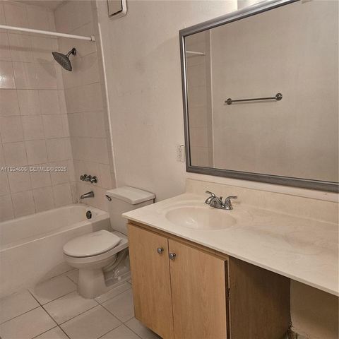 13791 SW 66th St 268E, Miami, FL 33183