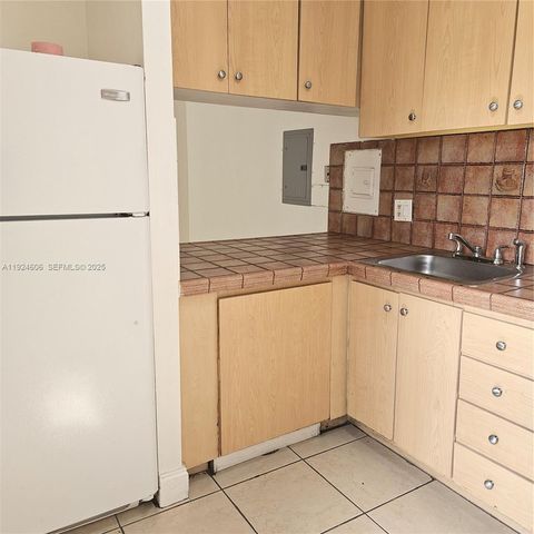 13791 SW 66th St 268E, Miami, FL 33183