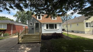 7555 Ziegler Street, Taylor, MI 48180
