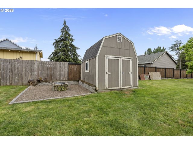 1819 N MAIN St, Newberg, OR 97132