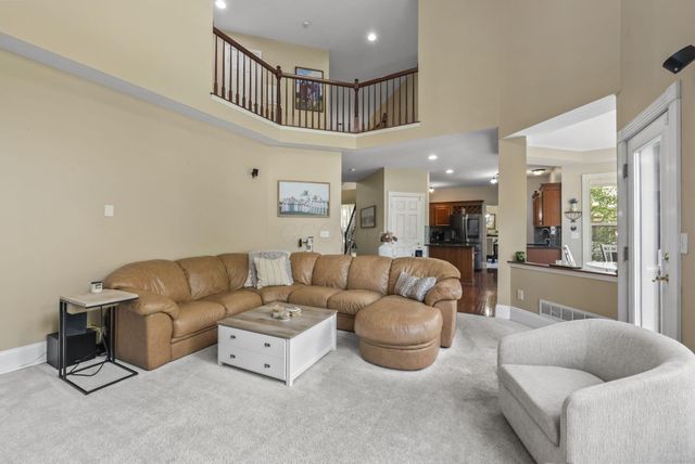 665 Covered Bridge Drive, Delaware, OH 43015