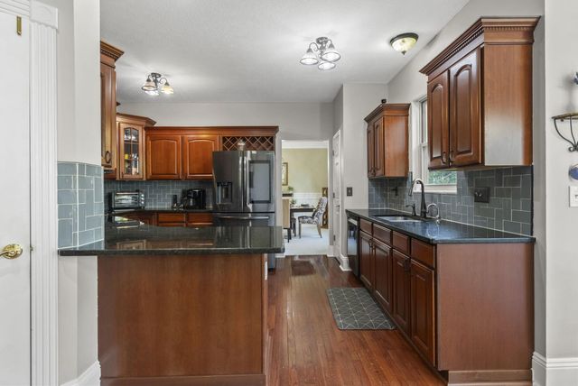 665 Covered Bridge Drive, Delaware, OH 43015