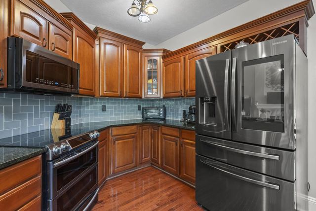 665 Covered Bridge Drive, Delaware, OH 43015