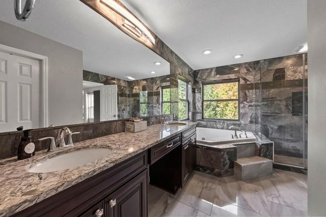 665 Covered Bridge Drive, Delaware, OH 43015