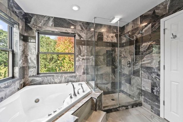 665 Covered Bridge Drive, Delaware, OH 43015