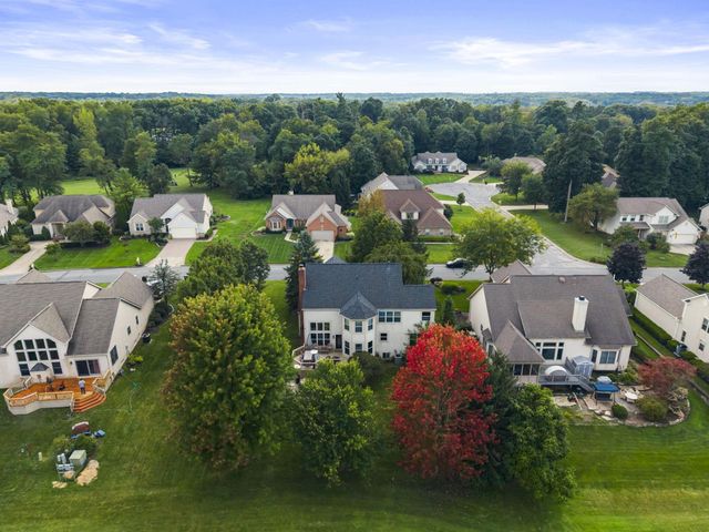 665 Covered Bridge Drive, Delaware, OH 43015
