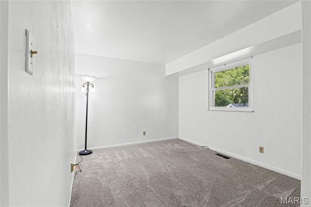 25 Brookwood Drive, Fenton, MO 63026