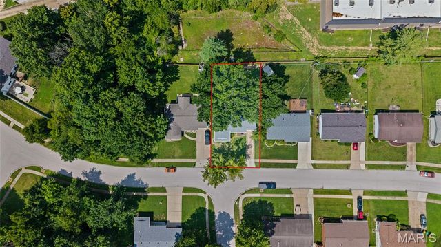 25 Brookwood Drive, Fenton, MO 63026