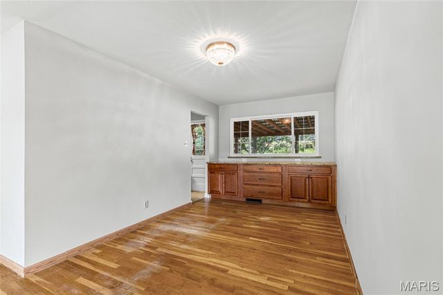 25 Brookwood Drive, Fenton, MO 63026