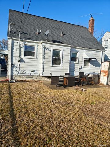 19510 Dresden Street, Detroit, MI 48205