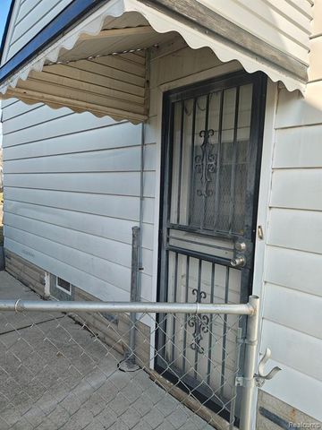 19510 Dresden Street, Detroit, MI 48205