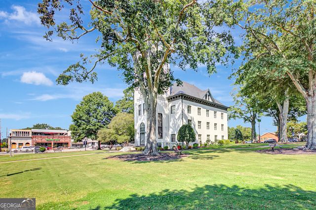 105 Belle Drive, Fayetteville, GA 30214